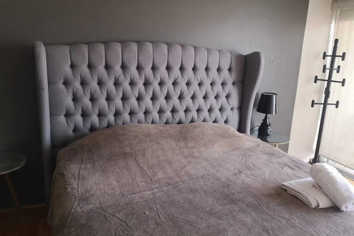 Room 5 of 17