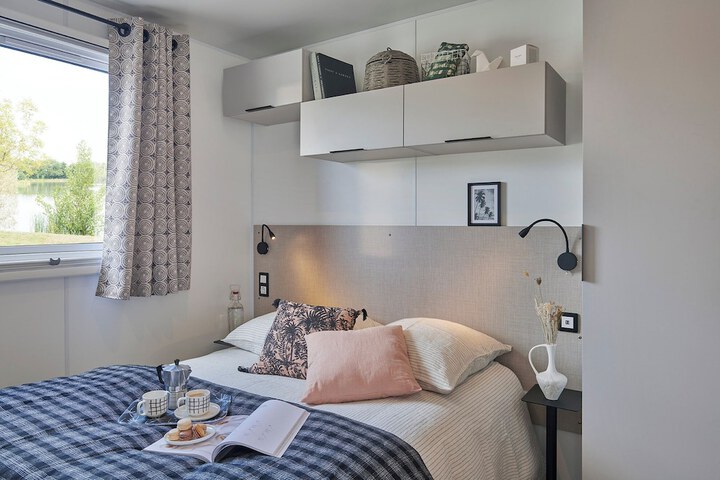 Room 10 of 65