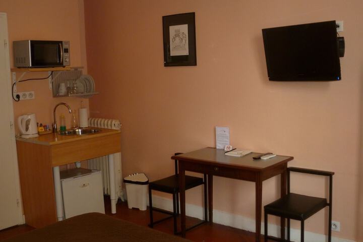 Room 30 of 114