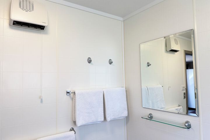 Room 38 of 52