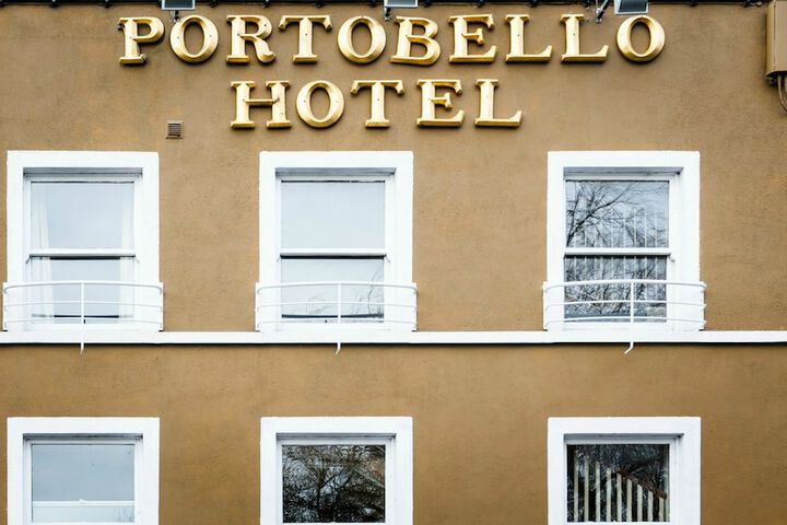 Hotel 30 of 34