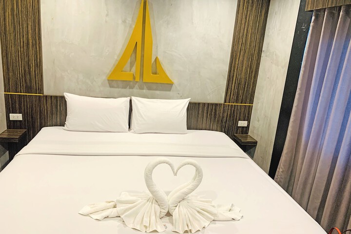 Room 22 of 156