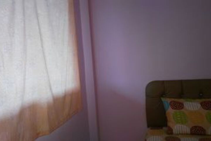 Room 13 of 27
