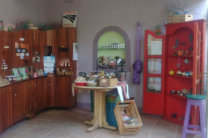Gift Shop 28 of 47