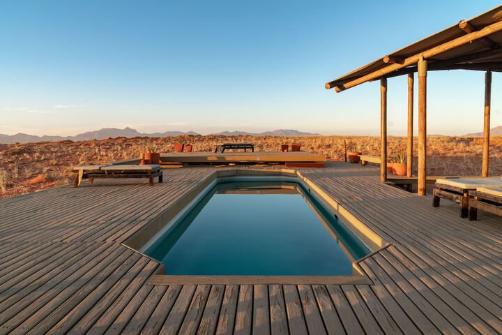 Pool 2 of 5