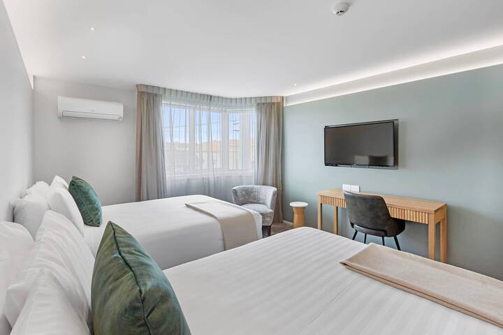 Room 47 of 114