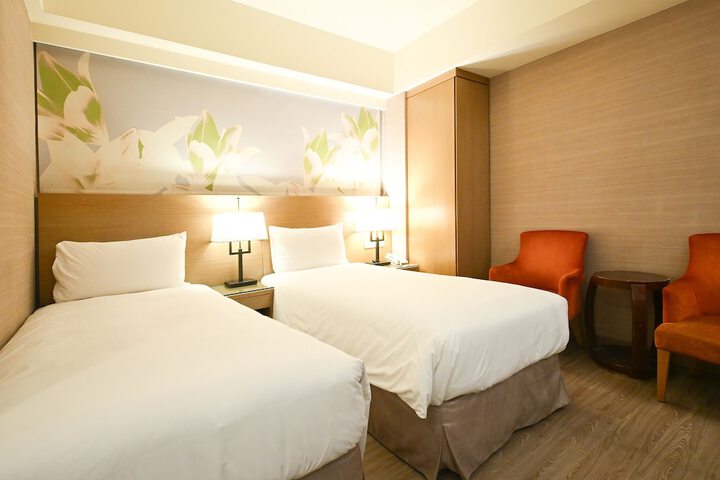 Room 45 of 120