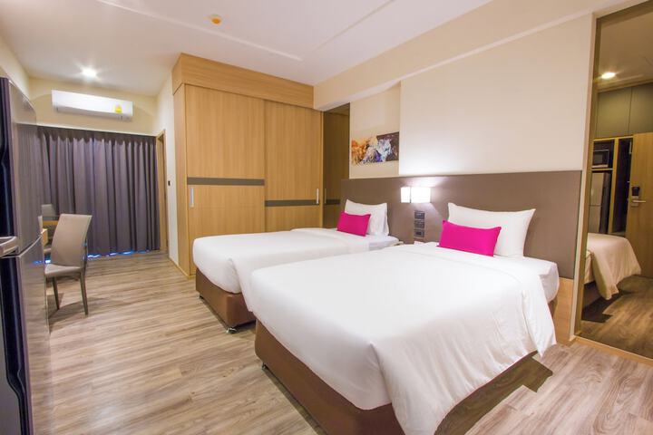 Room 10 of 44
