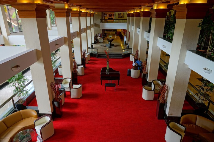 Hotel Lobby