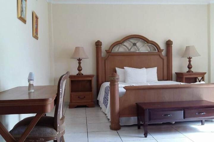 Room 21 of 41