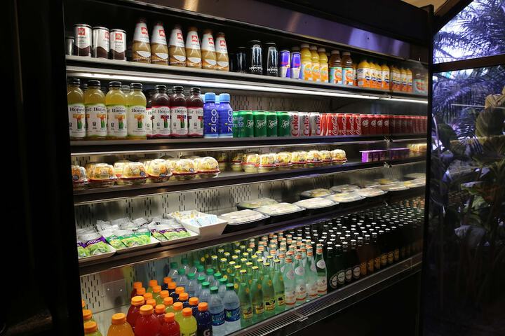 Snack bar