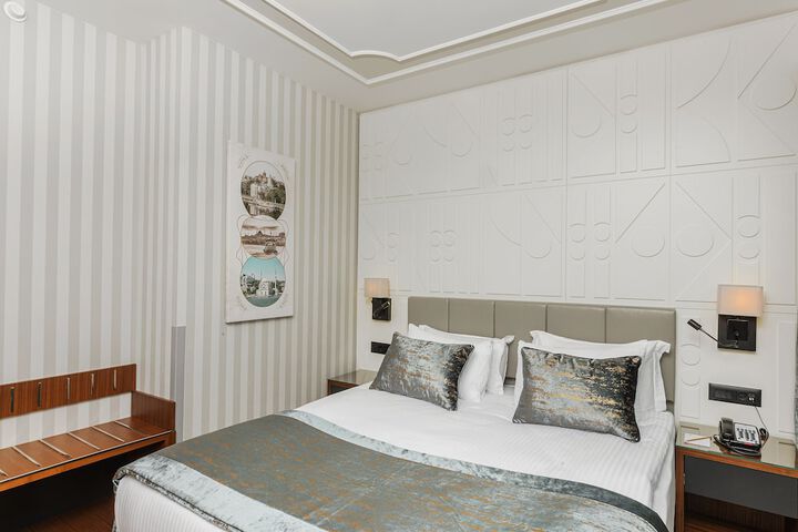 Room 70 of 130