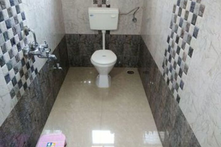 Room 3 of 25