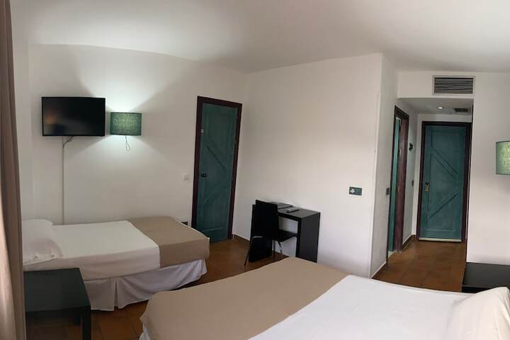 Room 15 of 35