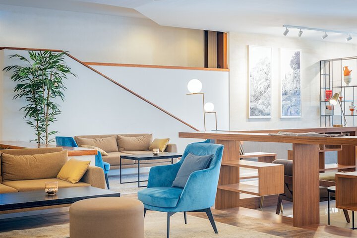 Guest Lobby
