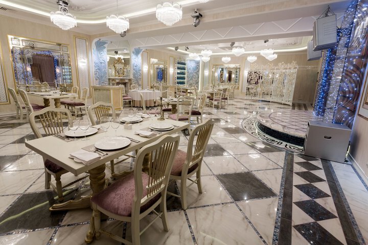 Dining 45 of 67