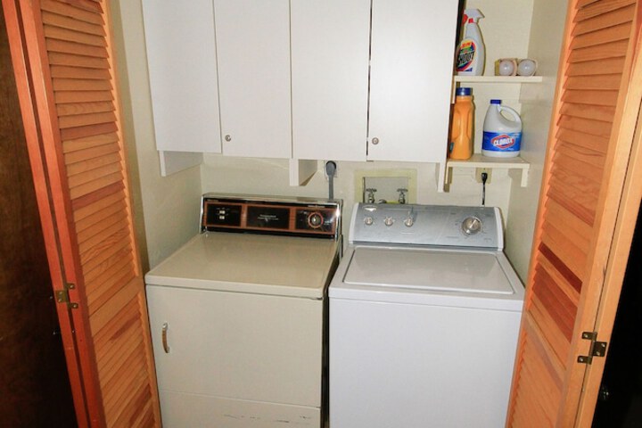 Room 32 of 40