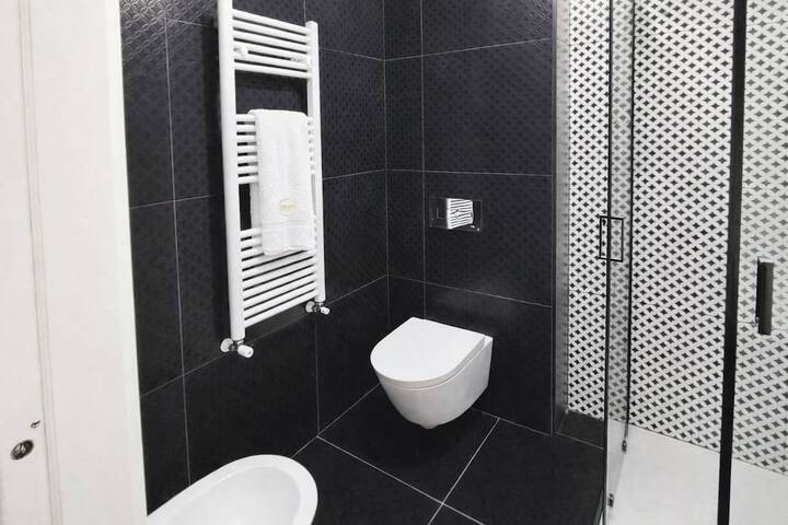 Room 54 of 77