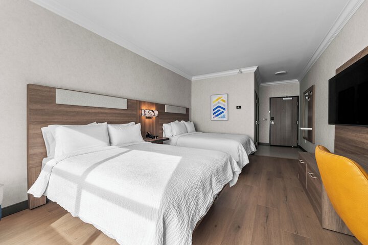 Room 18 of 85