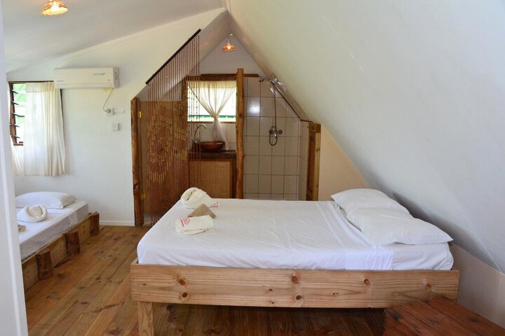Room 7 of 70
