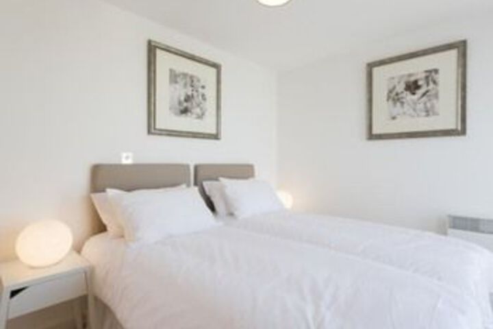 Room 22 of 40