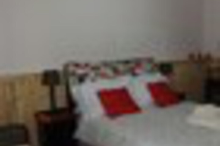 Room 11 of 117