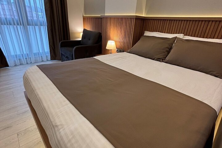 Room 9 of 41