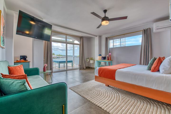 Room 21 of 66