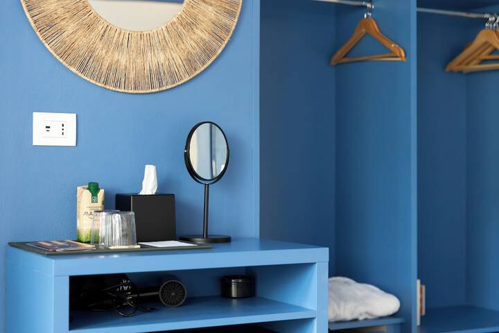 Room 21 of 80