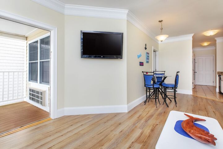 Room 40 of 69