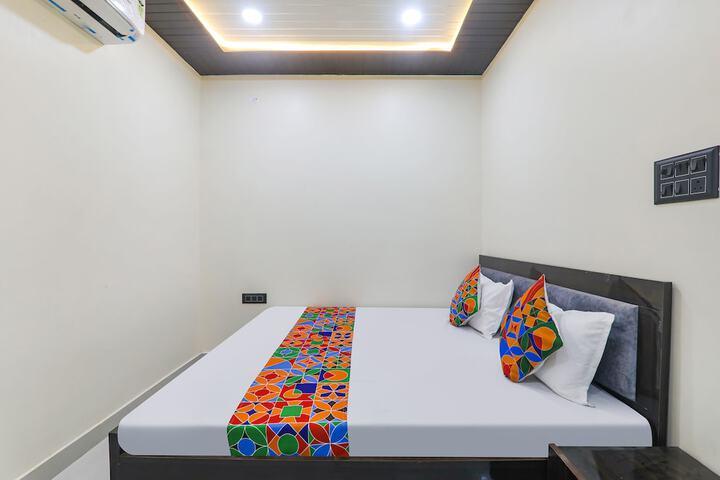 Room 21 of 30