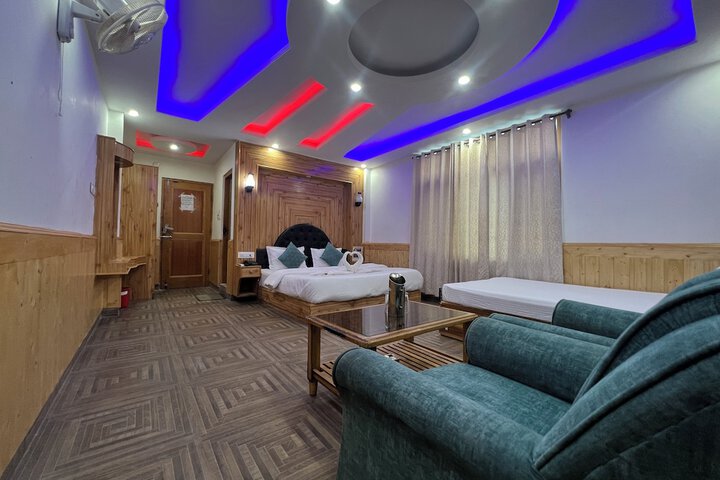 Room 21 of 46
