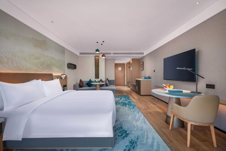 Room 10 of 67