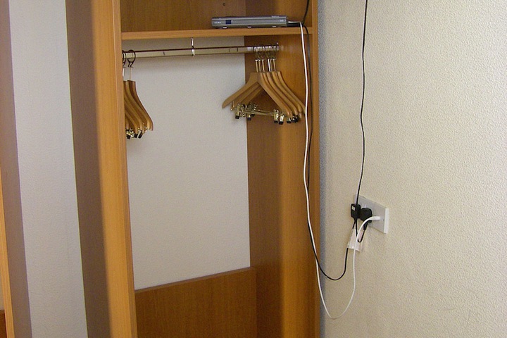 Room 42 of 55