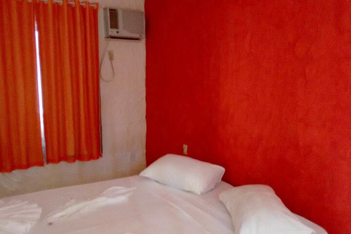 Room 14 of 47