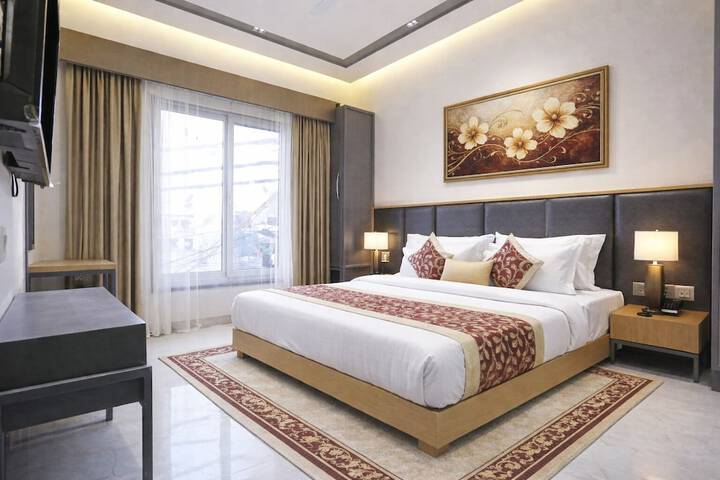 Room 16 of 43