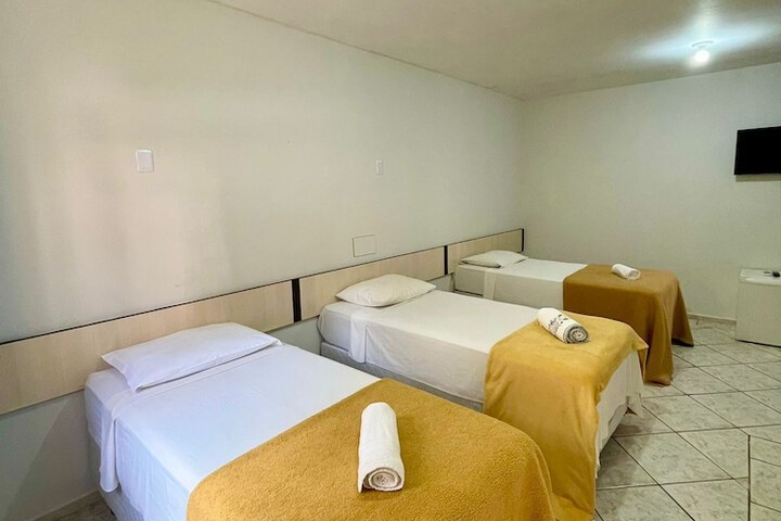Room 29 of 64