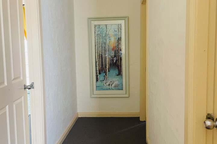 Room 75 of 214