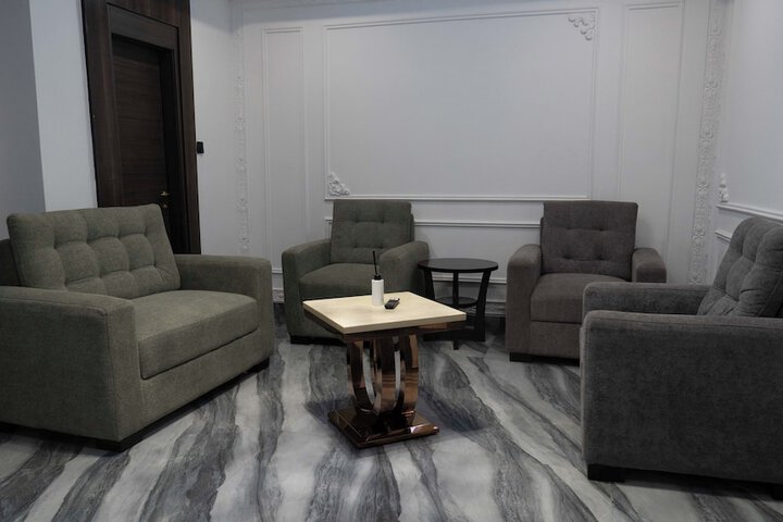 Room 48 of 98