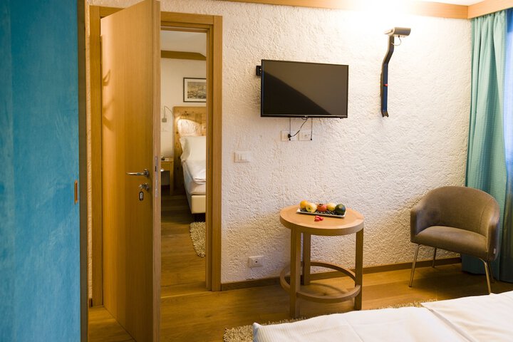 Room 25 of 118