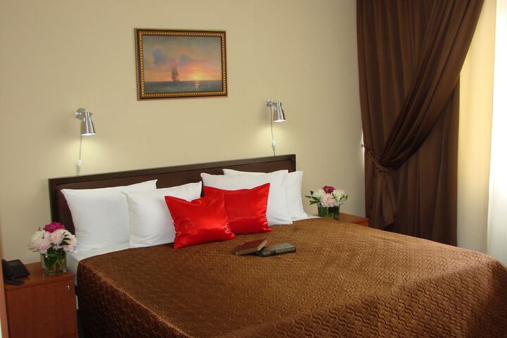 Room 4 of 53