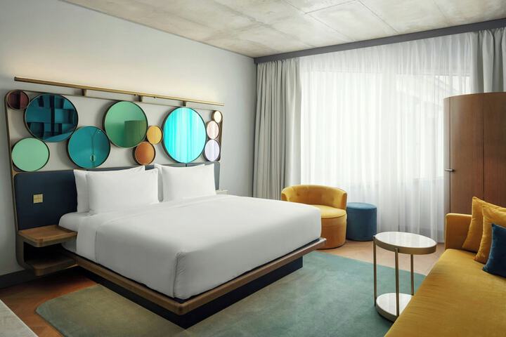Room 116 of 123