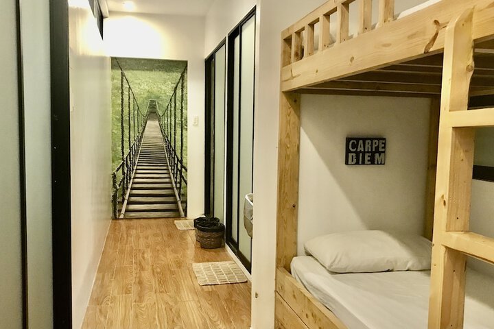 Room 9 of 101