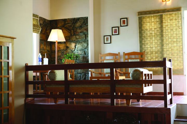 Room 12 of 44