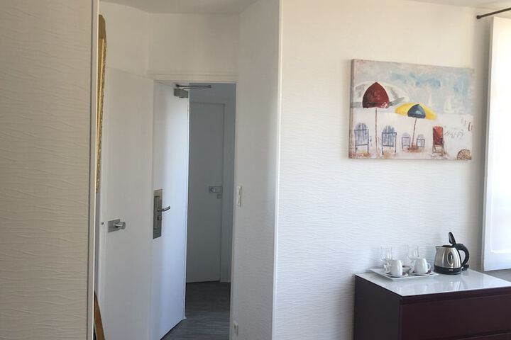 Room 15 of 41