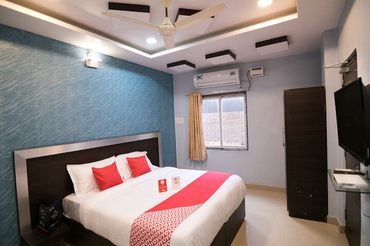 Room 7 of 14