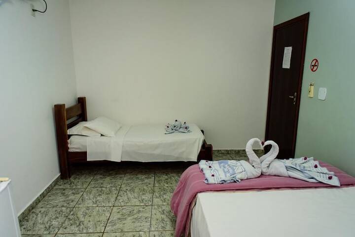 Room 11 of 27