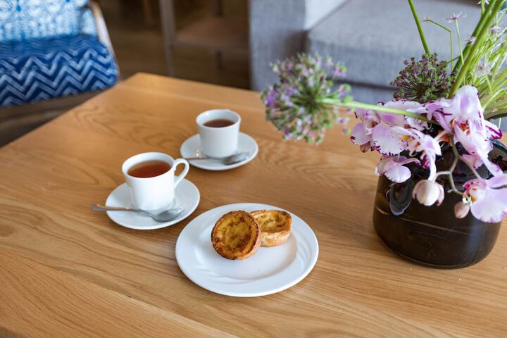 Breakfast/Coffee Service 70 of 115
