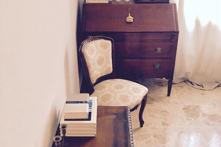 Room 16 of 25