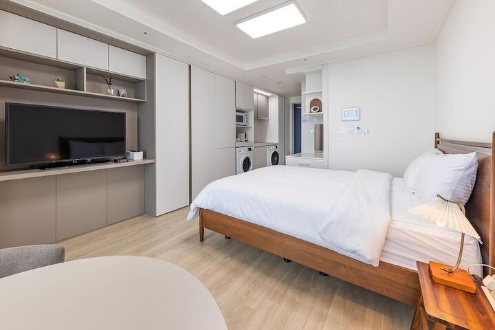 Room 496 of 640
